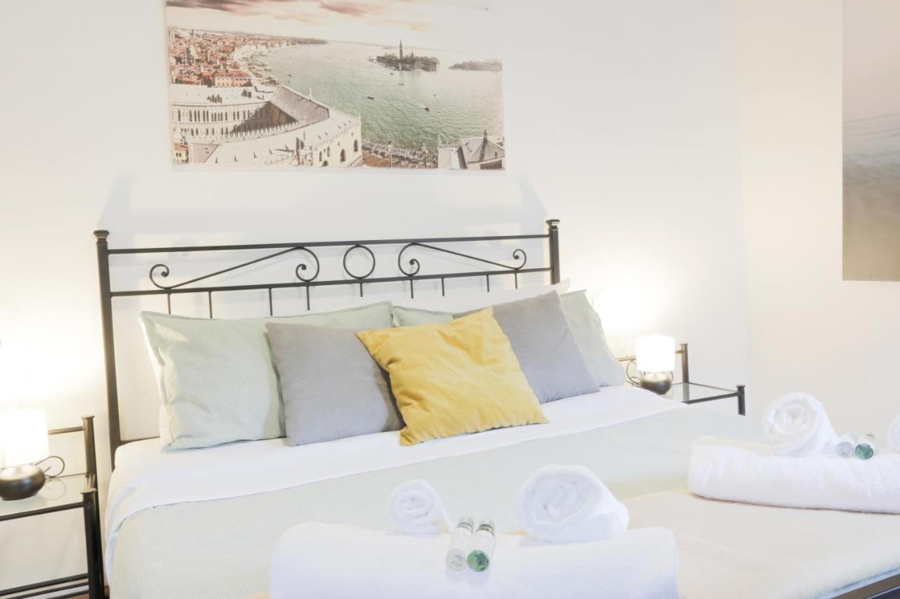 Santa Croce Guest House Venedig Exterior foto